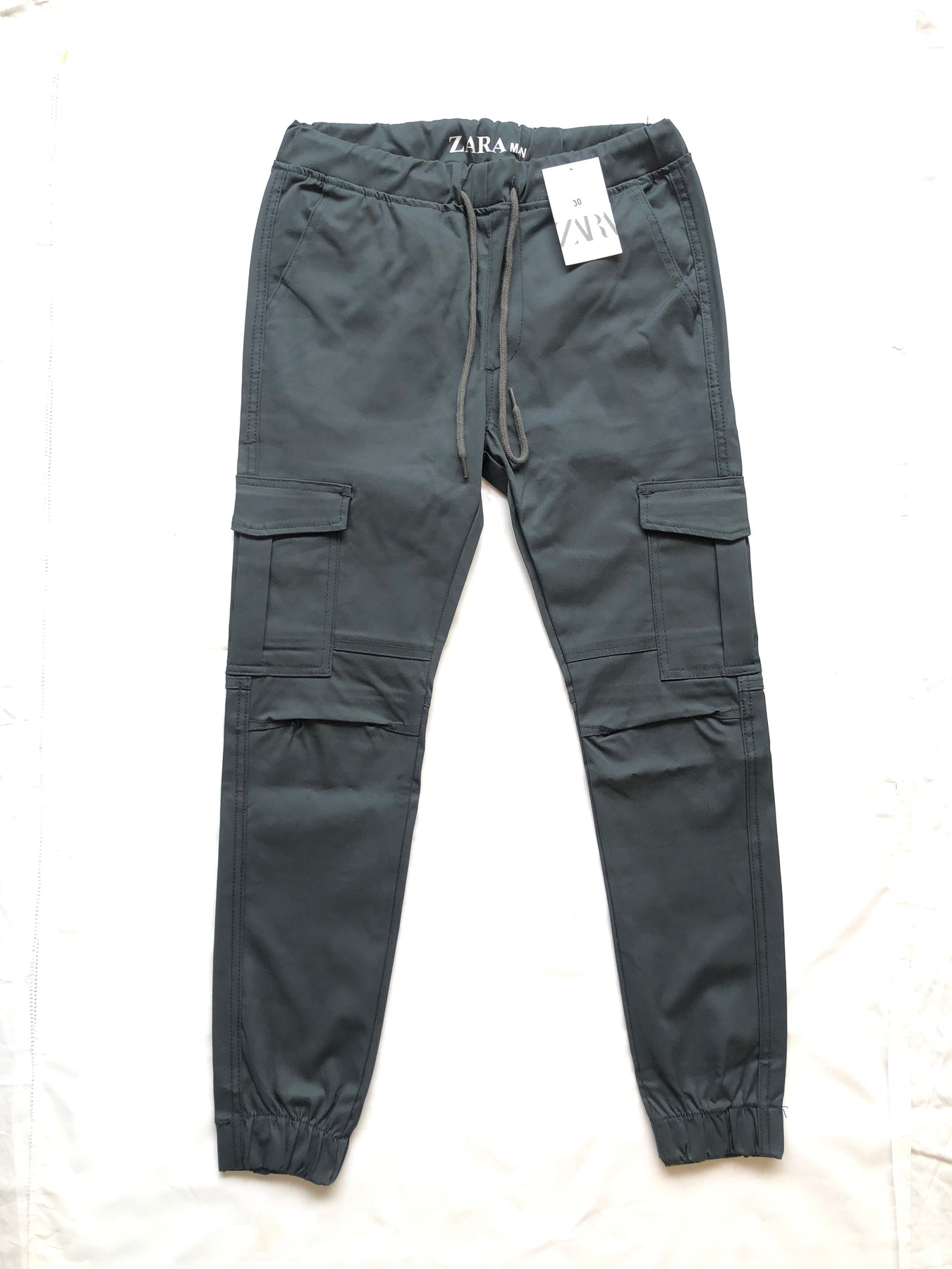 Dark Grey 6 Pocket Men Cotton Cargo Trousers